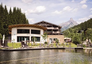 Room "Dachstein mit Balkon", 4-6 nights - Alpenhof, country hotel