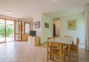 Three-Bedroom Holiday Home in Albarella RO in Isola Albarella