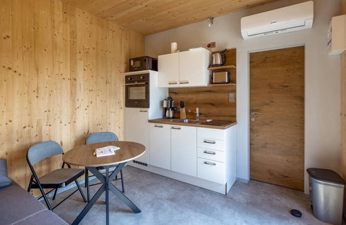 Hannersdorf House | 1 bedroom beautiful (sta)caravan in Hannersdorf