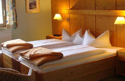 Mutters Hotel | 15 m² Hotel ∙ 1 bedroom ∙ 1 guest