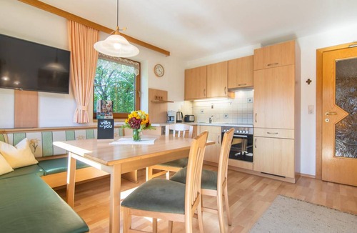 Strass im Zillertal Apartment | 150 m² Apartment ∙ 4 bedrooms ∙ 10 guests