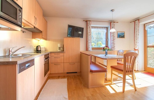 Strass im Zillertal Apartment | 150 m² Apartment ∙ 4 bedrooms ∙ 10 guests