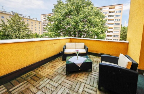 Lehen Hotel | 18 m² Hotel ∙ 1 bedroom ∙ 2 guests