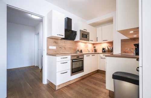 Leopoldstadt Apartment | 3 BDR - Sky Rooftop Glow, Best View over Vienna