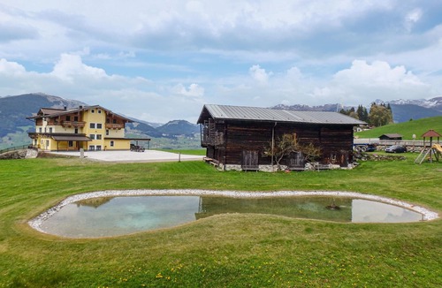 Hollersbach im Pinzgau Apartment | 3 bedroom awesome apartment in Hollersbach