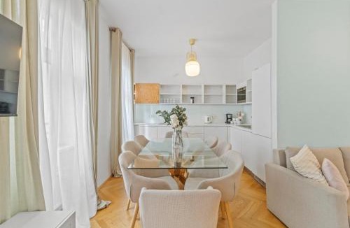 Favoriten Apartment | 3 Min to metro - 2BR - Fast access to Stephansdom