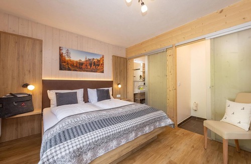 Russbach am Pass Gschuett Apartment | 5 (+2) Family Suite Deluxe (HP) - Dachsteinresort