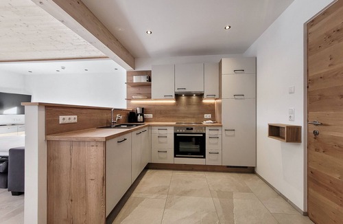Bichlbach Apartment | 50m² modern holiday apartment with balcony, free swimming lake, 100 m from the ski area