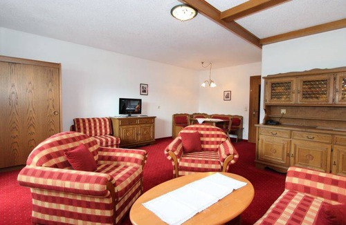 Maurach Apartment | 55 m² Apartment ∙ 1 bedroom ∙ 5 guests