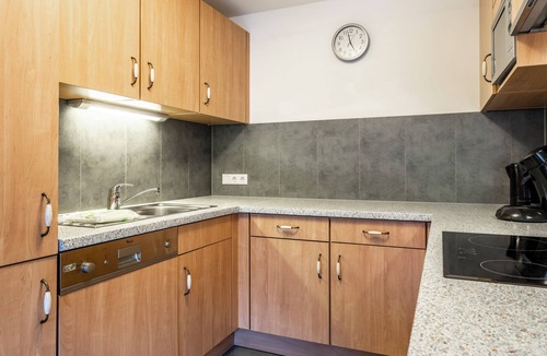 Buerserberg Apartment | 6-person apartment in the holiday park Landal Chalet Matin
