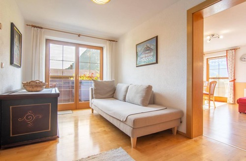 Strass im Zillertal Apartment | 80 m² Apartment ∙ 2 bedrooms ∙ 5 guests
