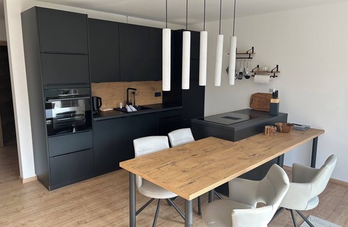 Presseggen Apartment | About Stella – Modern "Dobratsch" Vacation Rental on Lake Pressegger See & Nassfeld