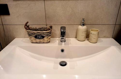 Milano 3 Apartment | Al Lago dei Cigni