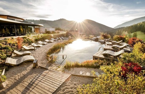 Fladnitz an der Teichalm House | Alm Pur/Non cancelable - Almwellness Hotel Pierer