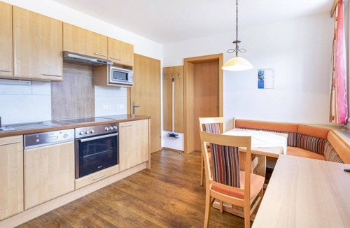 Am Feuersang Apartment | Almrausch (6-9 pers./2 bedrooms, 1 WSR) - Feriengut Fingerhof