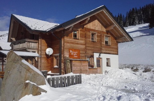 Lachtal Ski Chalet | Almrauschhütte Markus