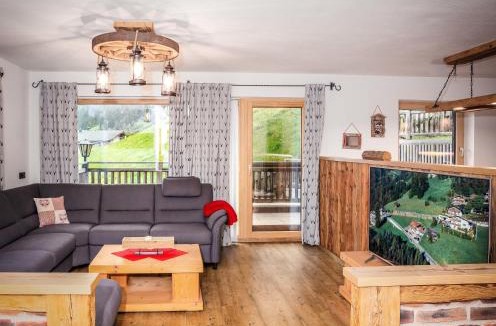 Zellbergeben Apartment | Alpen Chalet Wohnung "Martha"