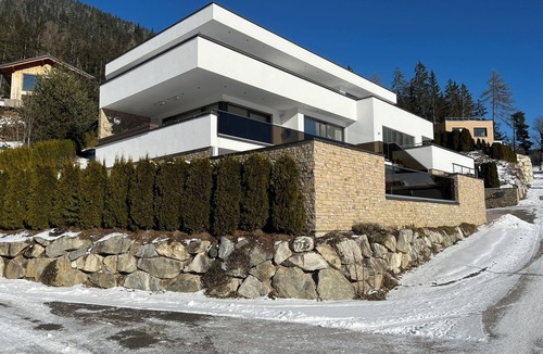 Forstau Apartment | Alpenloft, exclusive vacation apartment on 160m² with pool and sauna
