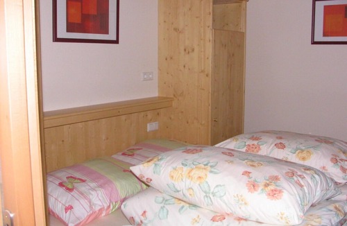 Hollersbach im Pinzgau Apartment | Apartment A / 1 bedroom / shower od. Bathroom, toilet 4 pers - The dovecote - apartment