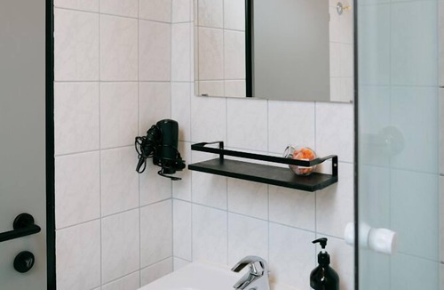 Groedig Apartment | Apartment 10 with balcony and in view of Untersberg