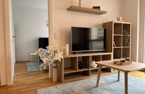 Floridsdorf Apartment | Apartment 1BR, Train Station, Central, Modern