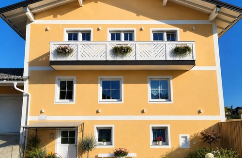 Seekirchen am Wallersee Apartment | Apartment 2 in Seekirchen