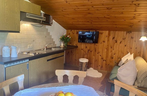 Gries Apartment | Apartment '4' with Mountain View