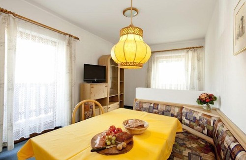 Hopfgarten Markt Apartment | Apartment Brixental in Hopfgarten im Brixental - 5 persons, 2 bedrooms