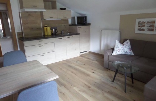 Pertisau Bed & Breakfast | Apartment size L1 - Haus Regenbogen