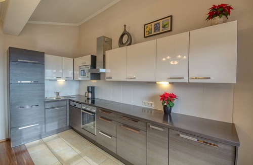 Furth Apartment | Apartment in Apart-Hotel complex, panoramic views, sunny location, swimming pool