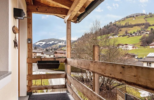 Niederau Apartment | Apartment 'Bergwelt B' with Mountain View, Balcony and Wi-Fi