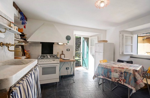 Bonassola Apartment | Apartment "Bilocale Victor" near the Sea