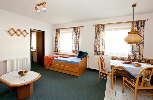 Hopfgarten Markt Apartment | Apartment Brixental in Hopfgarten im Brixental - 4 persons, 1 bedrooms