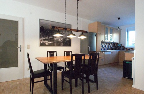Lend Apartment | Apartment 'Cityresidenz' with Shared Terrace, Shared Garden and Wi-Fi