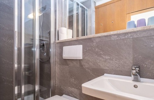 Woerth House | Apartment Edelweiß + Sommercard without breakfast - Standlgut