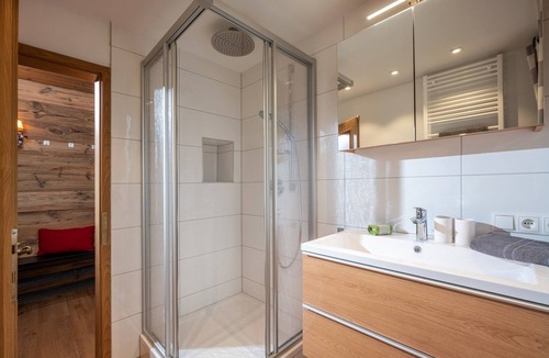 Soell Apartment | Apartment 'Eve' with Mountain View, Balcony and Wi-Fi
