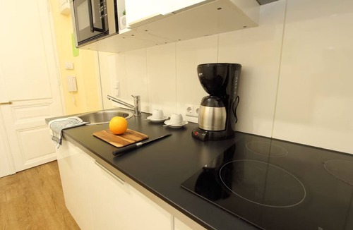 Rudolfsheim-Funfhaus Apartment | Apartment für 6 Personen, 2 Schlafzimmer und Wohnzimmer
