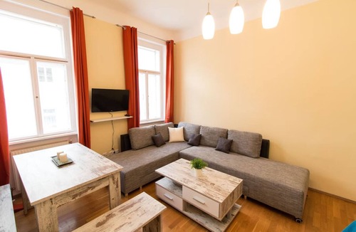 Rudolfsheim-Funfhaus Apartment | Apartment für 6 Personen, 2 Schlafzimmer und Wohnzimmer