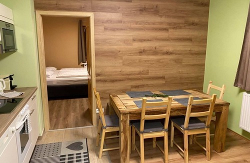 Sankt Oswald Apartment | Apartment/flat, shower, WC, river view - Nockalm Cottage