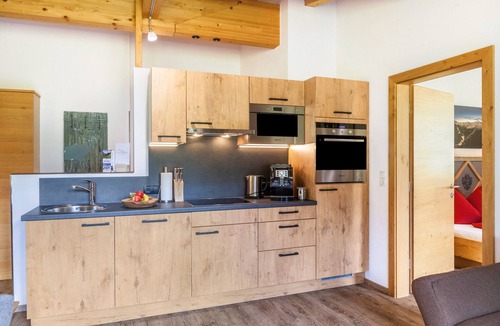 Madseit Apartment | Apartment 'Haus Marchegg - Edelweiß' with Mountain View
