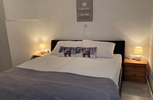 Woerth Bed & Breakfast | Apartment Hirsch with breakfast - Standlgut