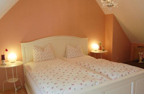 Morbisch am See Apartment | Apartment Hofgasse-1 by Interhome