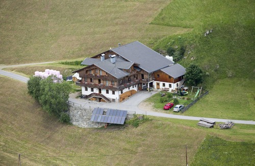 Innervillgraten House | Apartment House Gutwenger surrounded by the Dolomites