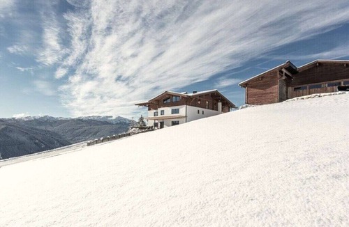 Unken House | Apartment in Unken with Wi-Fi and parking