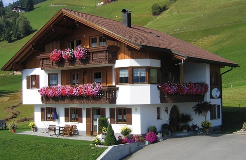 Bartholomaeberg Apartment | Apartment in Vorarlberg with Balcony, Heating, Parking