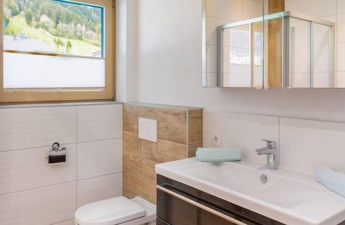 Kaltenbach Apartment | Apartment Luxner (KAB105) in Kaltenbach - 10 persons, 4 bedrooms