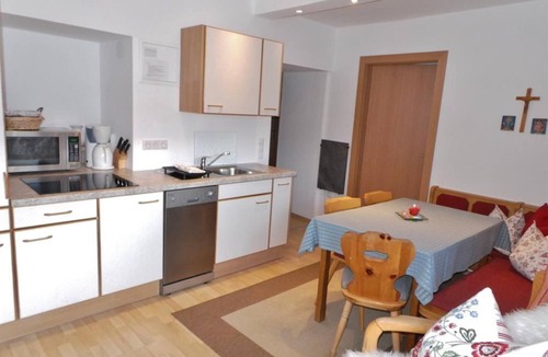 Rauris Apartment | Apartment no. 6 "Grubereck" - Groder, guest house