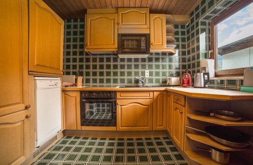 Kaltenbach Apartment | Apartment 'Oberanger' with Mountain View, Shared Garden and Wi-Fi