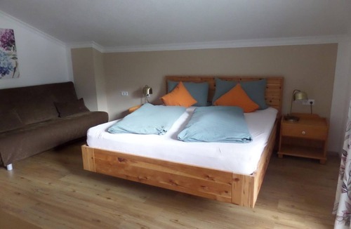 Pertisau Bed & Breakfast | Apartment size L - Haus Regenbogen