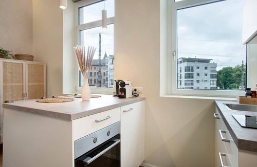 Bregenz Apartment | Apartment 'Sonnenblick Bregenz' with Mountain View and Wi-Fi